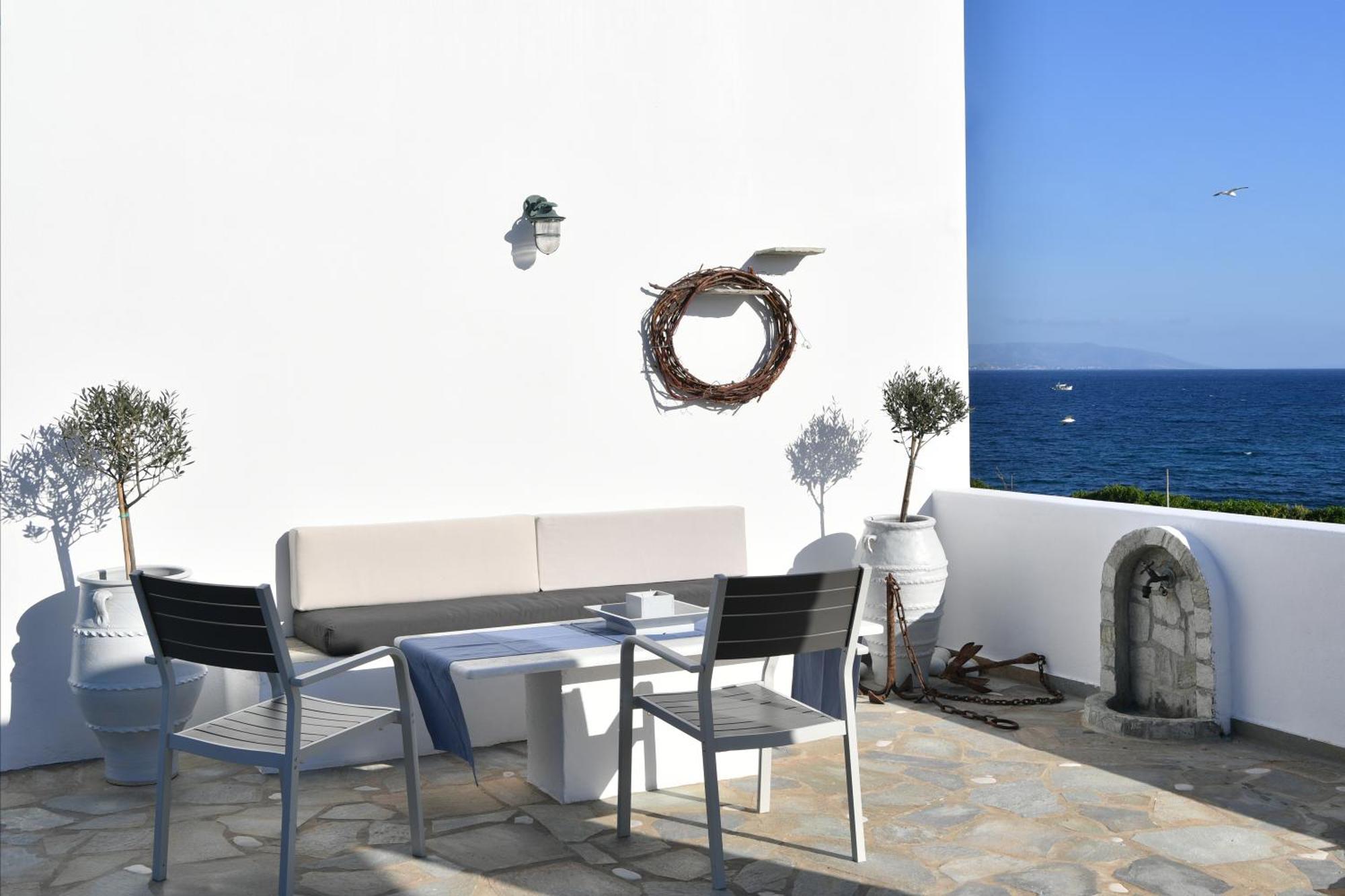 Vila Nava Devine Water Front House In Ambelas Exteriér fotografie