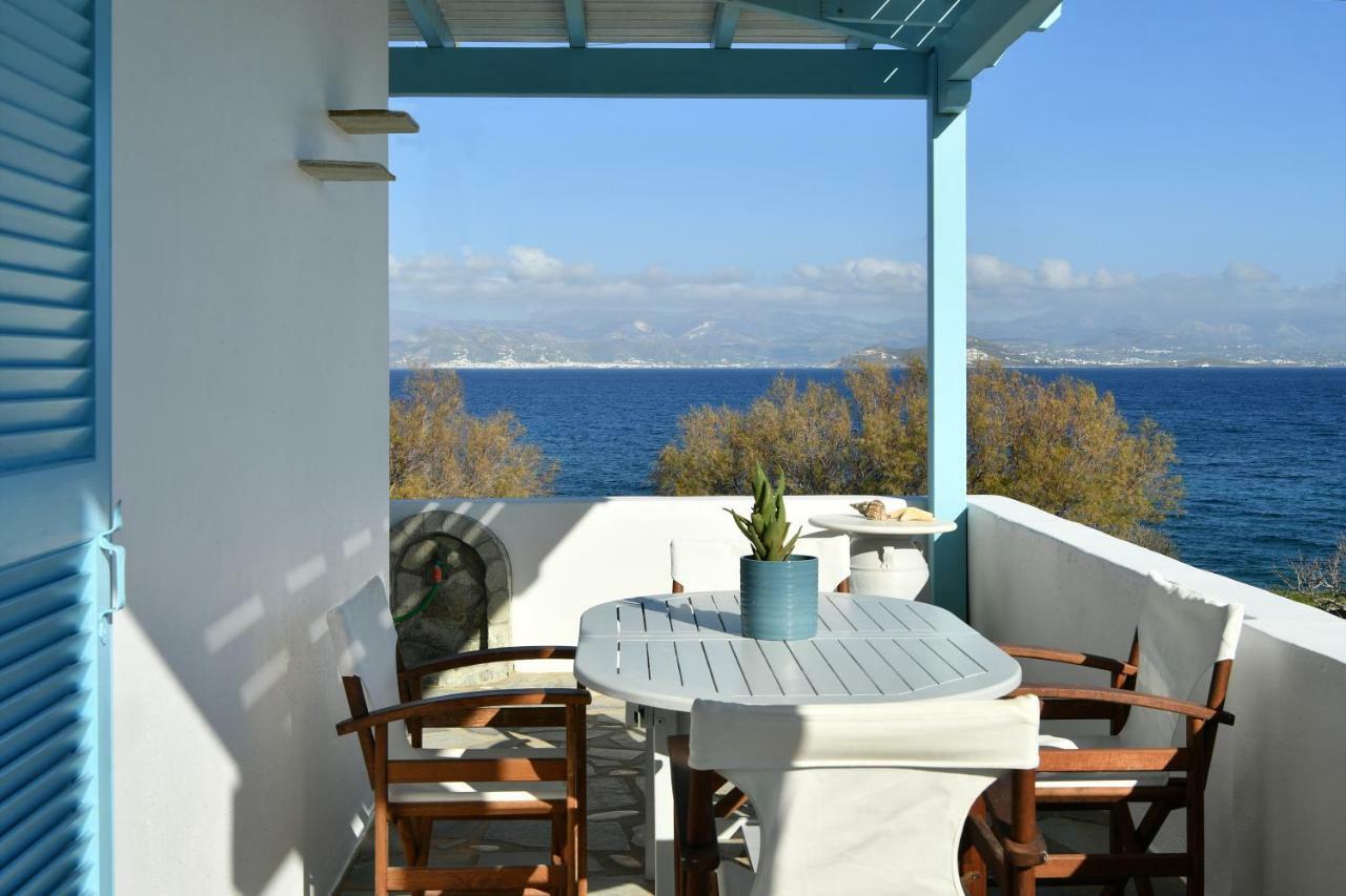 Vila Nava Devine Water Front House In Ambelas Exteriér fotografie